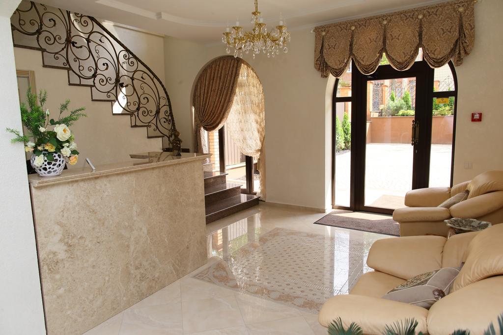 Prima Villa Guest House Vinnytsia Ngoại thất bức ảnh