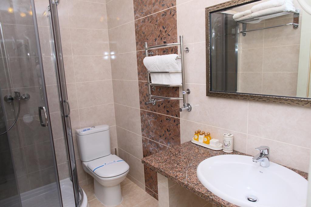 Prima Villa Guest House Vinnytsia Phòng bức ảnh